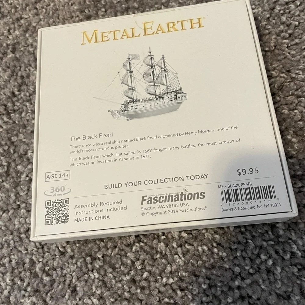 Metal Earth. Black Pearl.